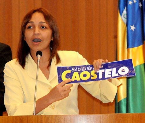 Na Assembleia, Eliziane Gama foi a que mais bateu no ex-prefeito João Castelo, mas agora briga pelo seu apoio