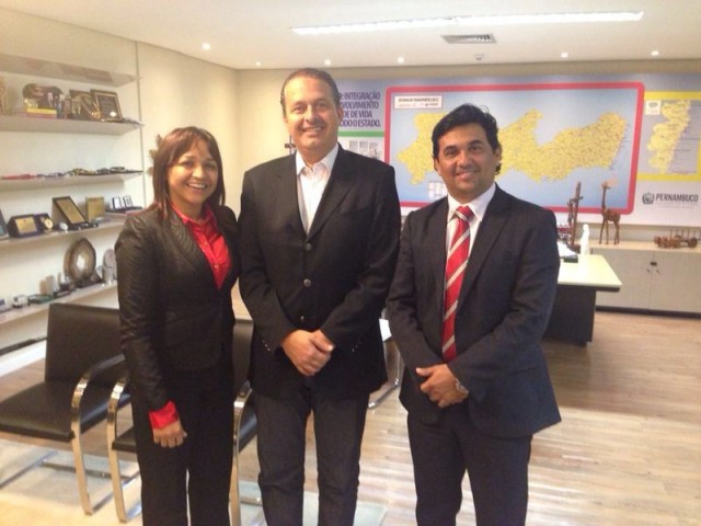 Eliziane Gama com o presidenciável Eduardo Campos e o suplente de deputado, Wellington