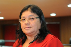 Deputada aguarda apreciação de projeto que torna obrigatório o "Teste da Linguinha" no Maranhão